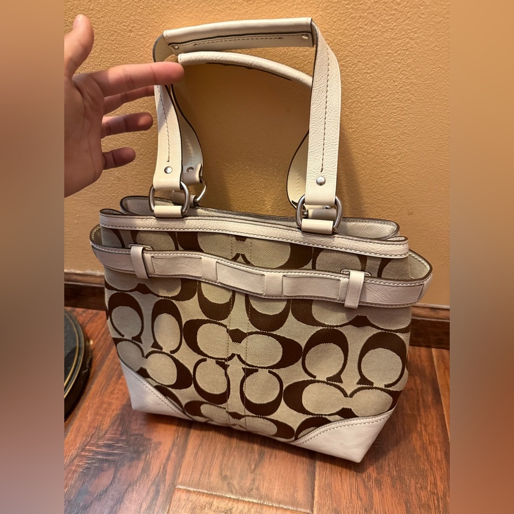 Coach Brown and Cream Signature Medium Shoulder Bag/Purse With Snakeskin Detail - Picture 3 of 9